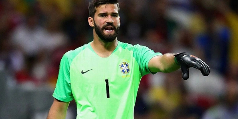 Cầu Thủ Alisson Becker