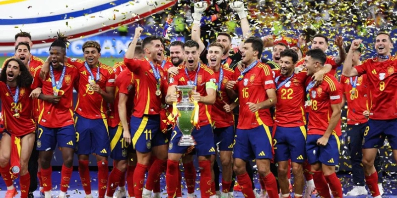 Đội Tuyển Vô Địch Euro