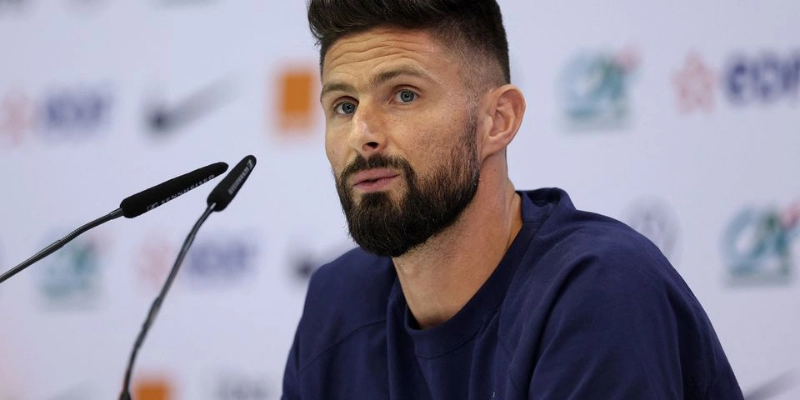Cầu Thủ Olivier Giroud